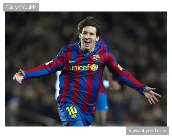 全球足球巨星榜单揭晓前十名球员的辉煌成就与传奇故事